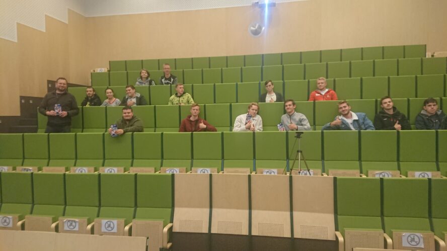 Zespół Szkół Elektrycznych z wizytą na Wydziale Fizyki